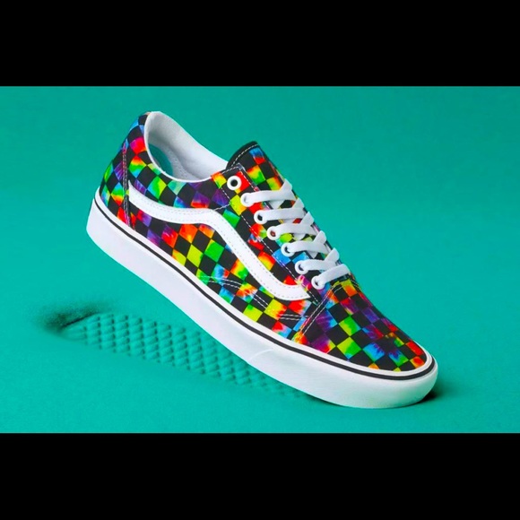 Vans Other - Vans tie dye comfycush new with box